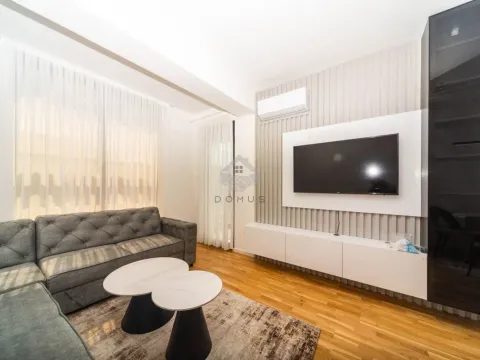Rent, two bedroom apartment, 72m², Stari Aerodrom, Podgorica - image 2