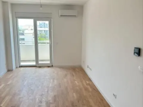 Prodaja, jednosoban stan, 54m², Bar, Crna Gora - image 1