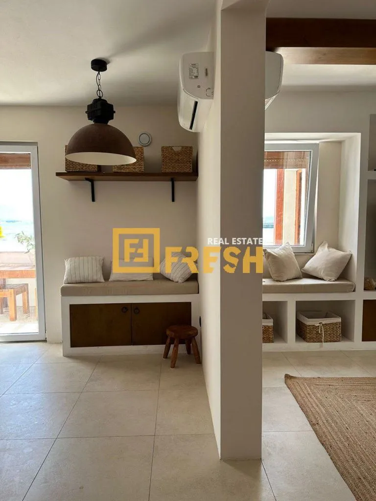Prodaja, kuća, 126m², Herceg Novi, Crna Gora