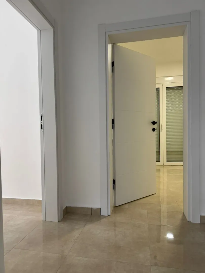 Rent, house, 300m², Stari Aerodrom, Podgorica