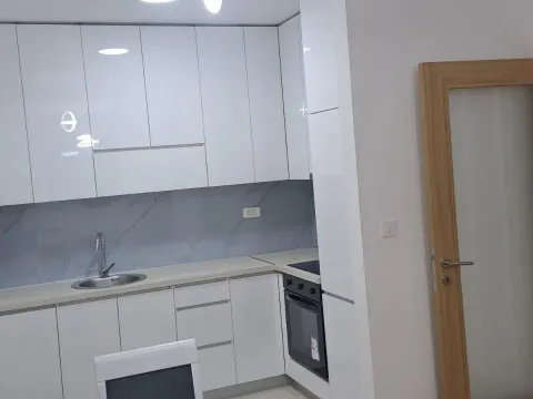Rent, one bedroom apartment, 47m², City Kvart, Podgorica - image 2
