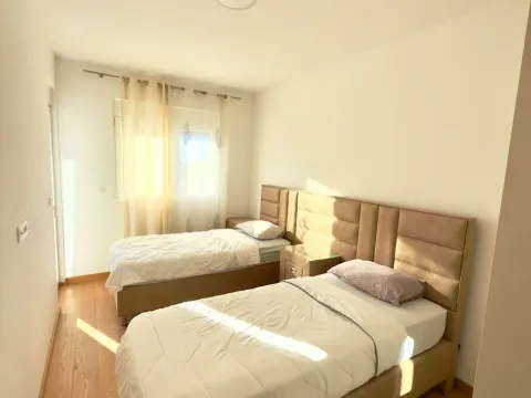 Rent, two bedroom apartment, 70m², City Kvart, Podgorica - image 8