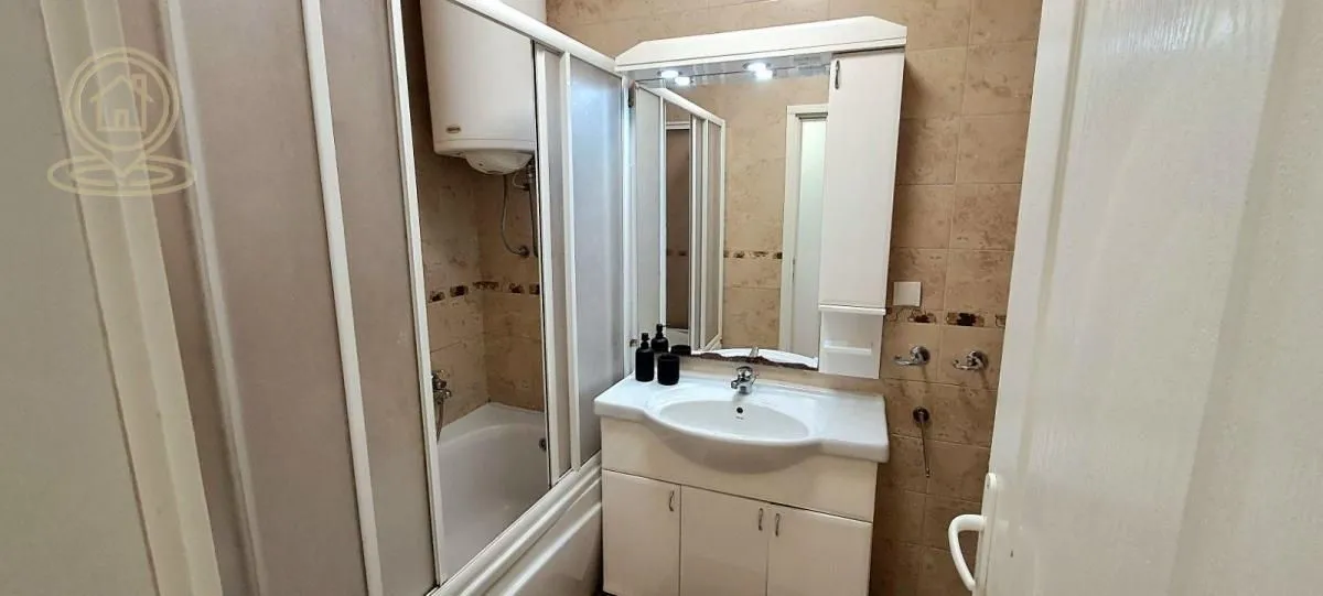 Prodaja, dvosoban stan, 56m², Rotkvarija, Novi Sad Sve Podlokacije