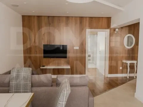 Izdavanje, dvosoban stan, 70m², Tivat, Crna Gora - image 2