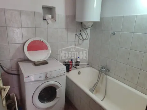 Sale, house, 163m², Železničko Naselje, Subotica - image 12