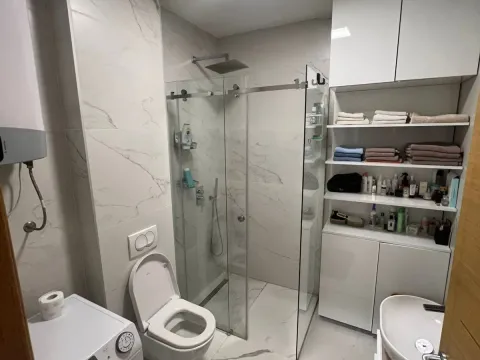 Prodaja, jednosoban stan, 66m², Kod Capital Plaze, Podgorica - image 6