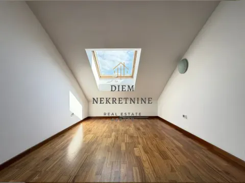 Sale, four bedroom apartment, 200m², Preko Morače, Podgorica - image 2