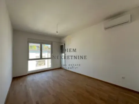 Prodaja, jednosoban stan, 47m², Zabjelo, Podgorica - image 9