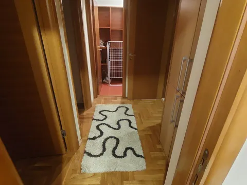 Izdavanje, trosoban stan, 105m², Preko Morače, Podgorica - image 11