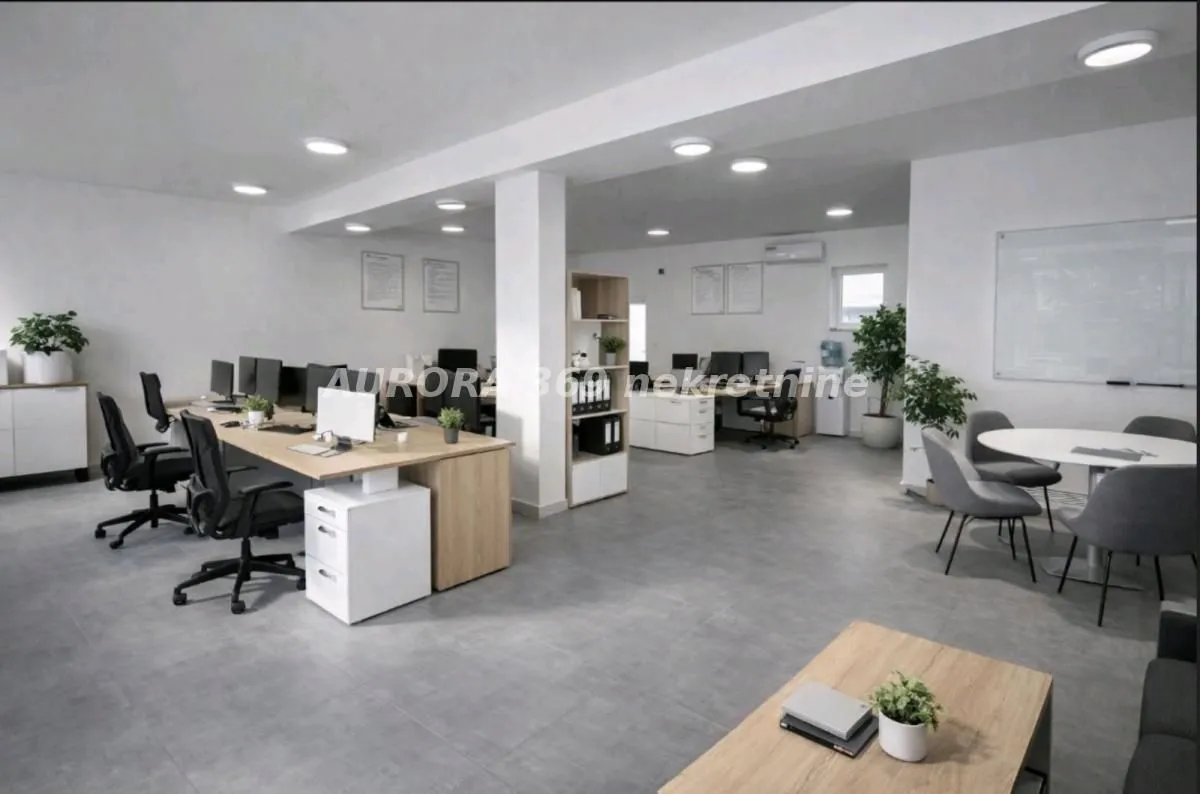 Rent, office space, 350m², Petrovaradin, Novi Sad