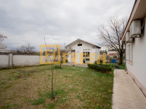 Prodaja, kuća, 150m², Stara Varoš, Podgorica - image 33