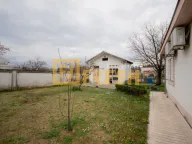 Prodaja, kuća, 150m², Stara Varoš, Podgorica - image 33