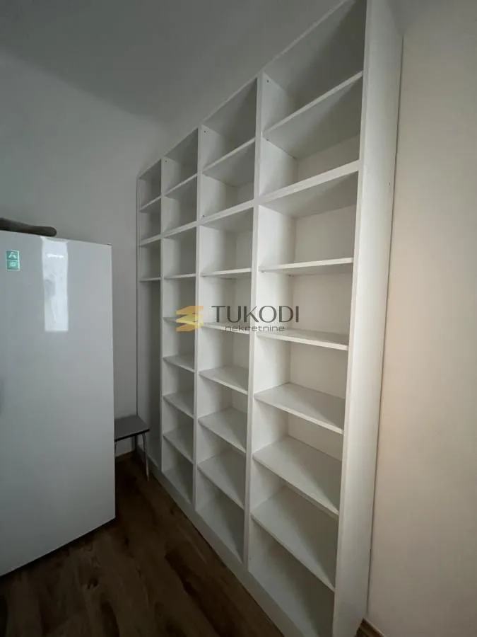 Prodaja, trosoban stan, 112m², Centar, Novi Sad