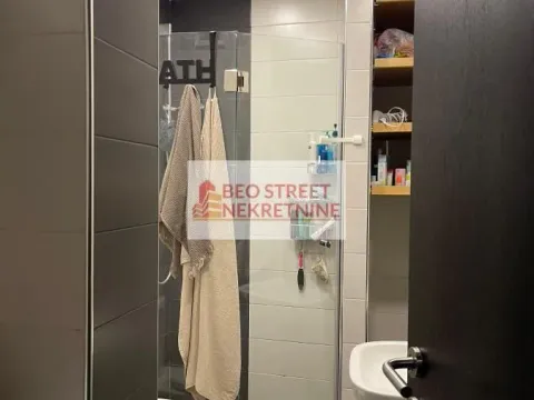 Izdavanje, dvosoban stan, 75m², Čubura, Beograd - image 8