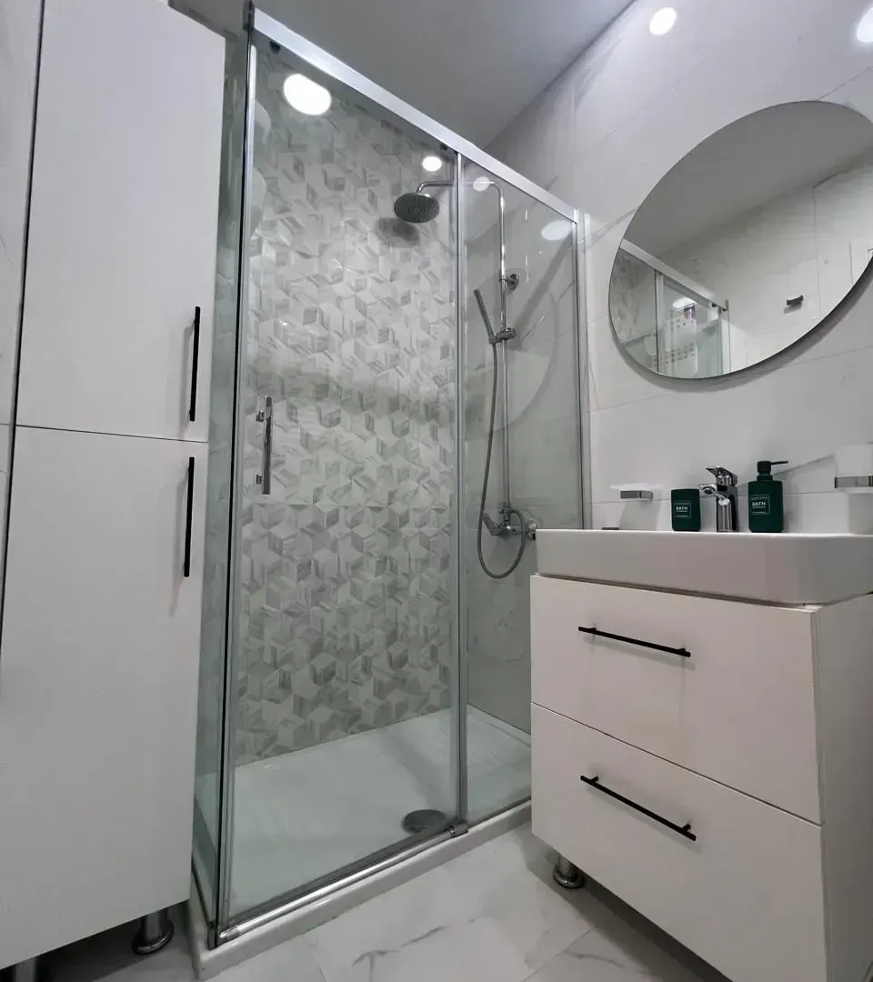 Prodaja, jednosoban stan, 39m², Central Point, Podgorica