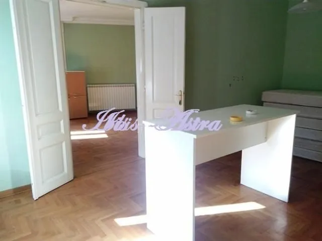 Rent, four bedroom apartment, 130m², Skadarlija, Beograd