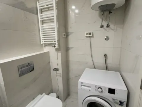 Izdavanje, jednosoban stan, 50m², Central Point, Podgorica - image 2