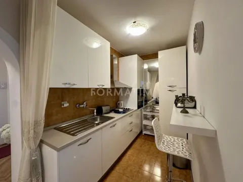 Rent, two bedroom apartment, 62m², Savski Venac, Beograd - image 4