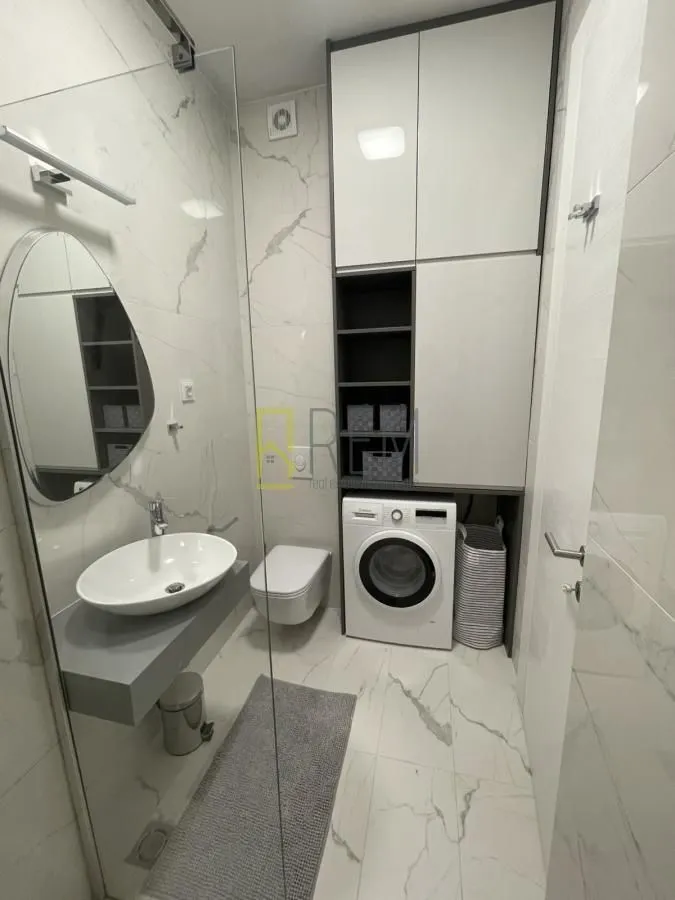 Rent, one bedroom apartment, 40m², Blok 9, Podgorica