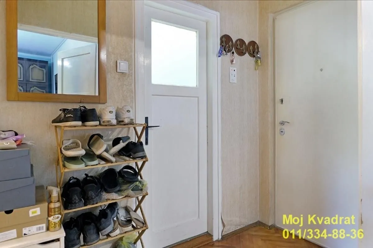 Prodaja, dvosoban stan, 55m², Karaburma, Palilula Sve Podlokacije
