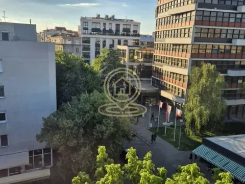 Izdavanje, četvorosoban stan, 106m², Kalenić Pijaca, Vračar Sve Podlokacije - image 10