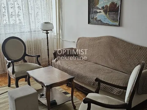 Izdavanje, trosoban stan, 78m², Zemun Centar, Zemun Sve Podlokacije - image 2