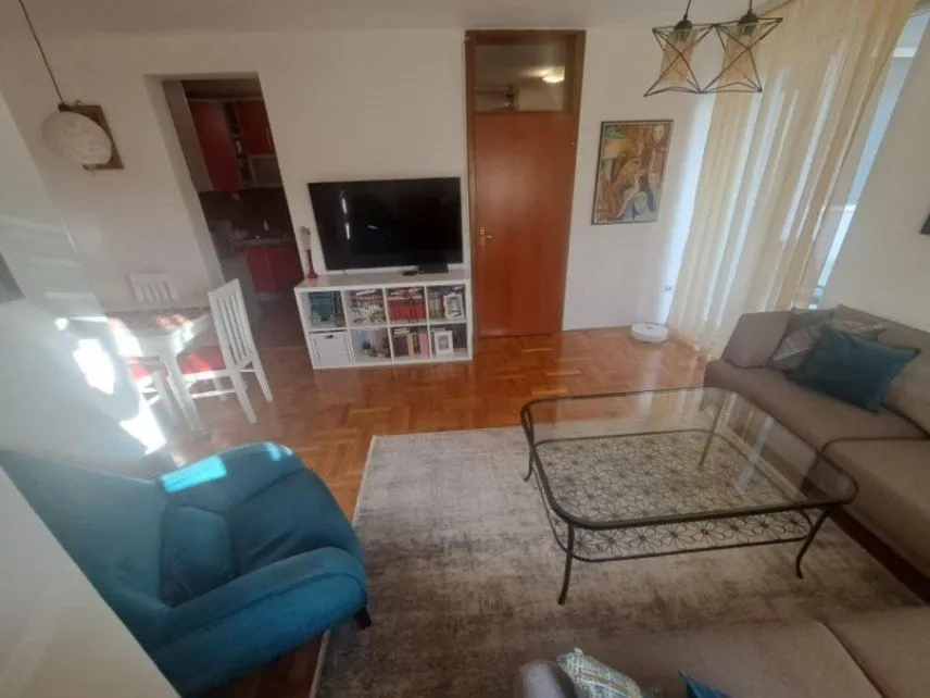 Sale, three bedroom apartment, 85m², Stari Aerodrom, Podgorica