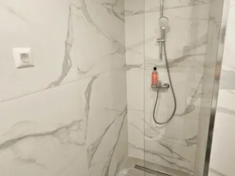 Izdavanje, jednosoban stan, 47m², Stari Aerodrom, Podgorica - image 8