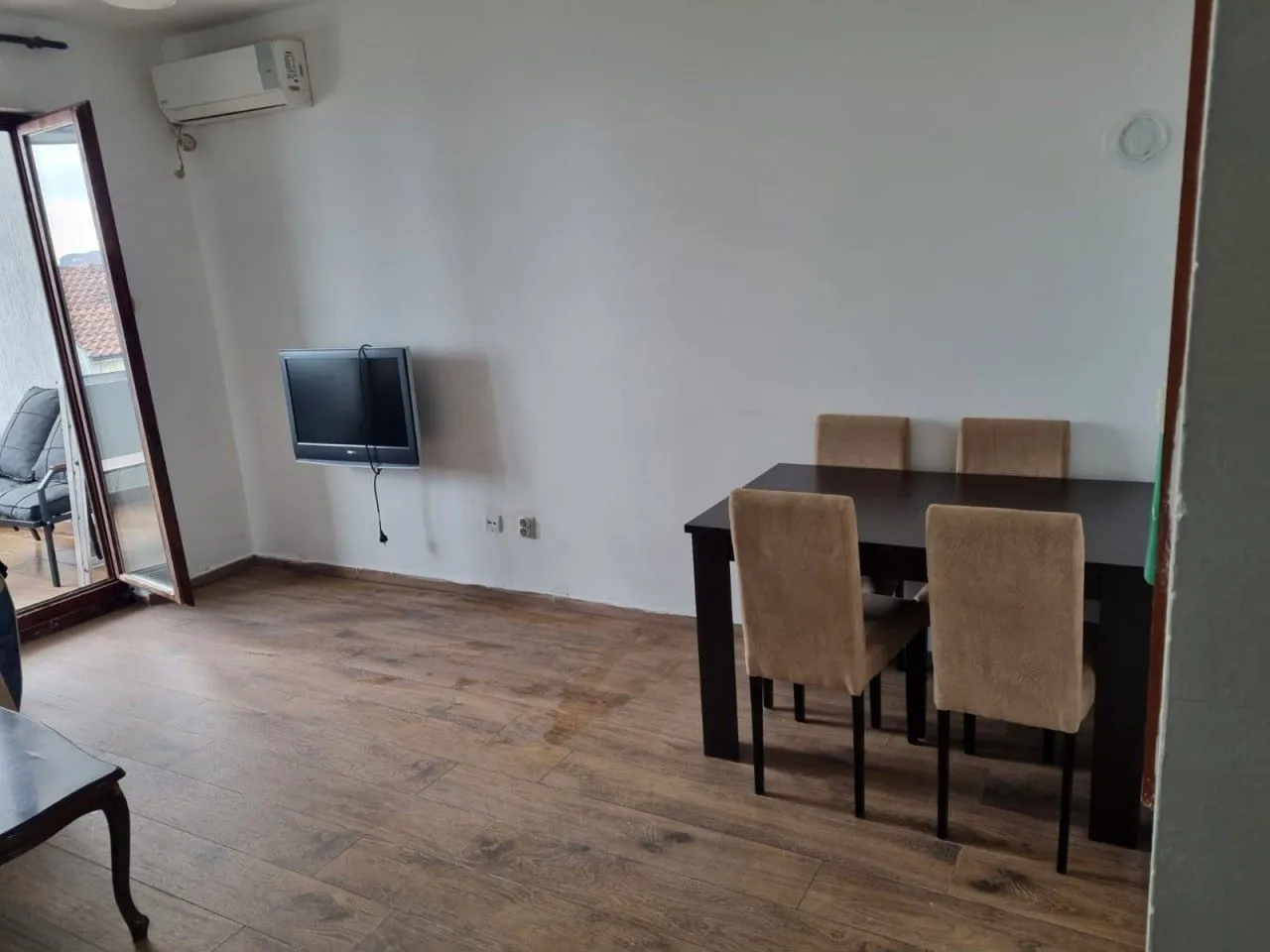 Prodaja, jednosoban stan, 45m², Dubovica, Budva