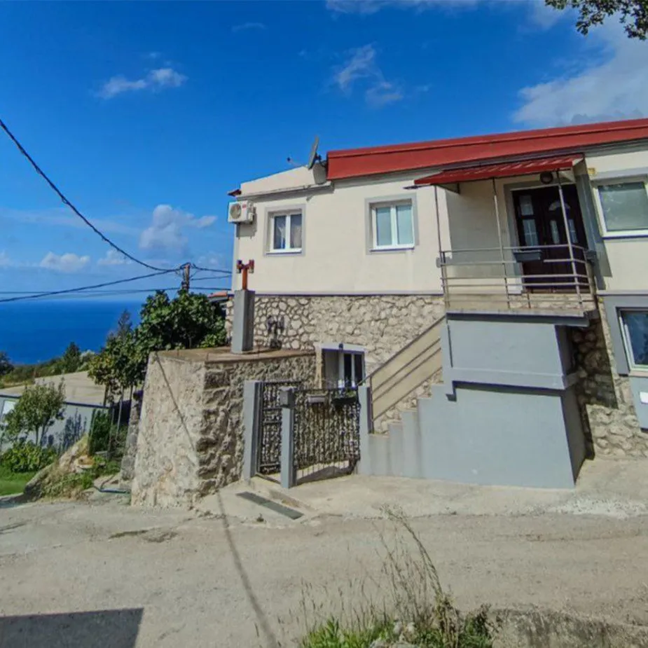 Prodaja, kuća, 284m², Dobre Vode, Bar