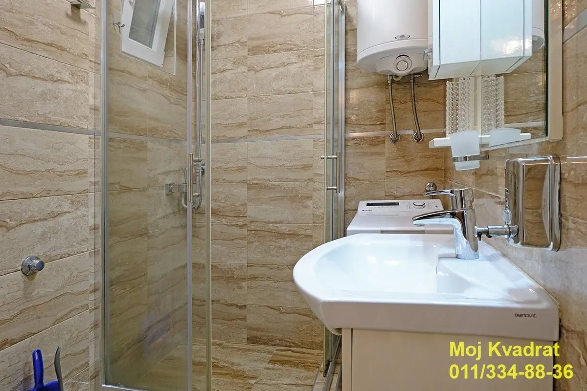 Prodaja, dvosoban stan, 65m², Stari Grad, Beograd
