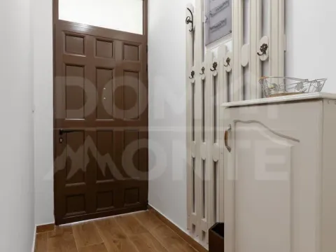 Rent, one bedroom apartment, 75m², Seljanovo, Tivat - image 9