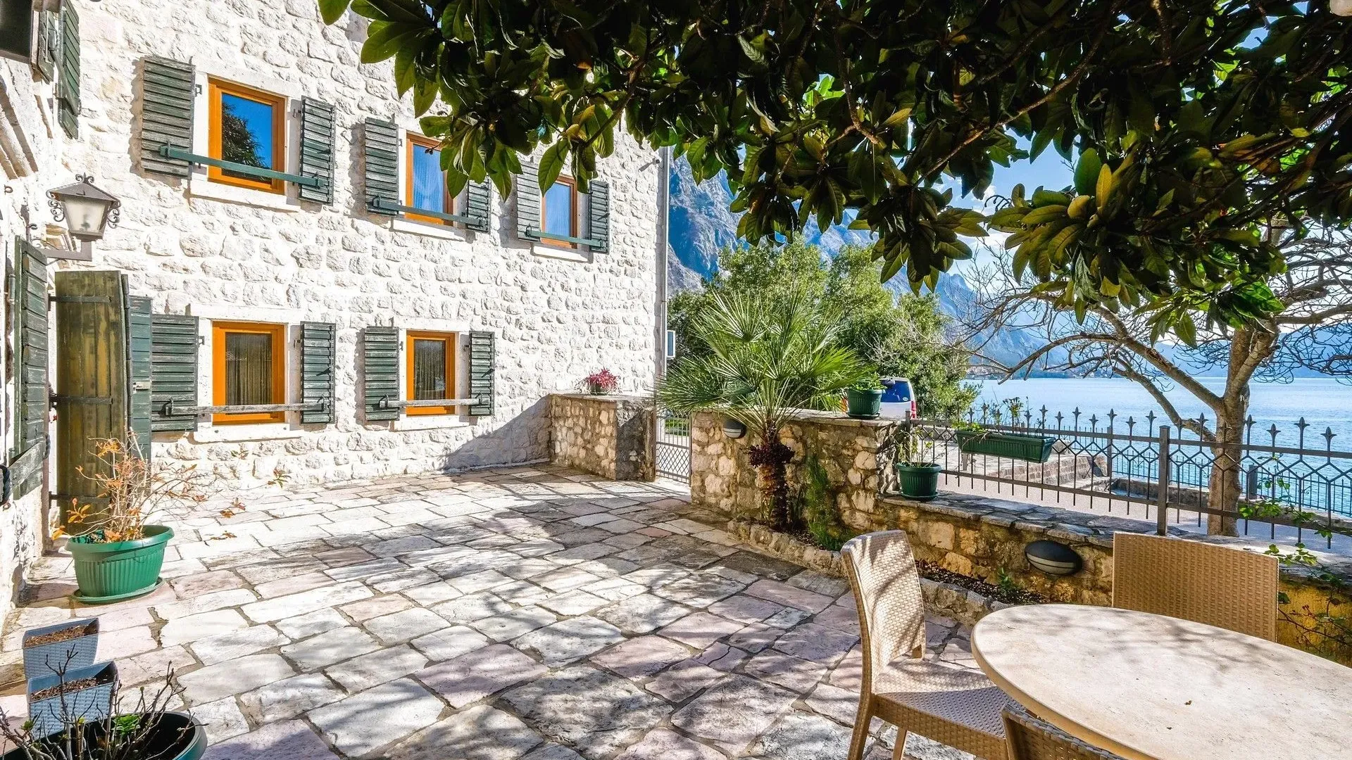 Sale, house, 500m², Orahovac, Kotor