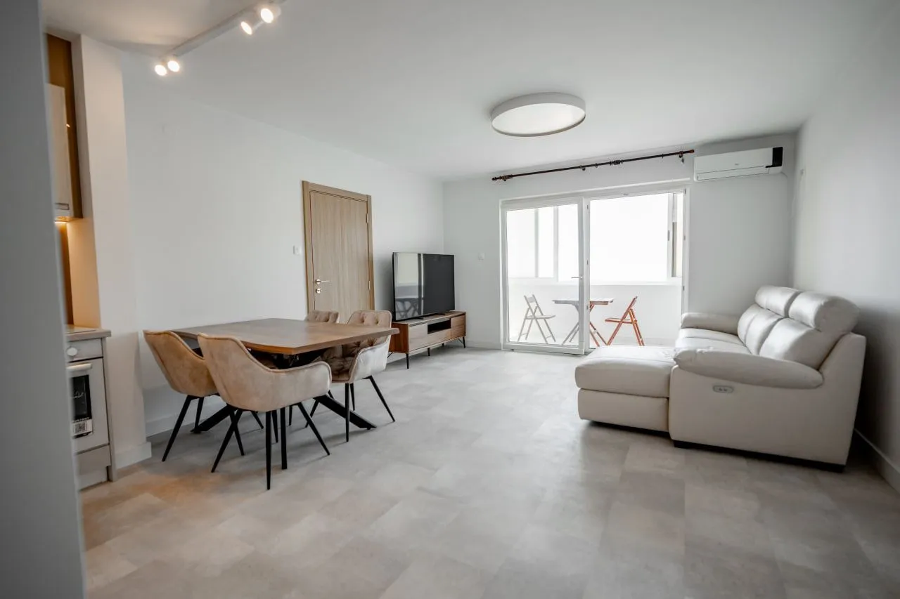 Prodaja, jednosoban stan, 45m², Sveti Stefan, Budva