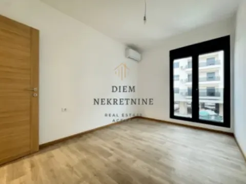 Izdavanje, dvosoban stan, 55m², Podgorica, Crna Gora - image 7