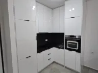 Izdavanje, jednosoban stan, 46m², Stari Aerodrom, Podgorica - image 1