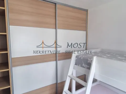 Izdavanje, dvosoban stan, 74m², Blok 9, Podgorica - image 8