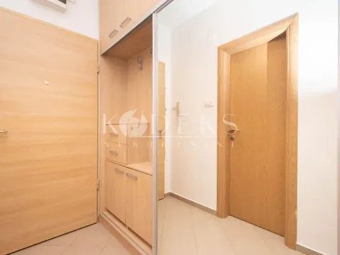 Izdavanje, garsonjera, 30m², Tuški Put, Podgorica - image 10