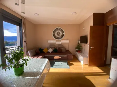 Rent, two bedroom apartment, 75m², Seljanovo, Tivat - image 6