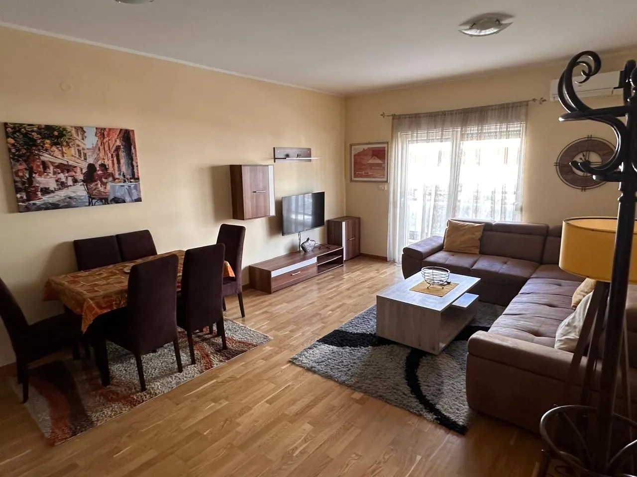 Rent, one bedroom apartment, 55m², City Kvart, Podgorica