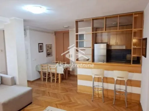 Rent, three bedroom apartment, 67m², Kalenić Pijaca, Vračar Sve Podlokacije - image 3