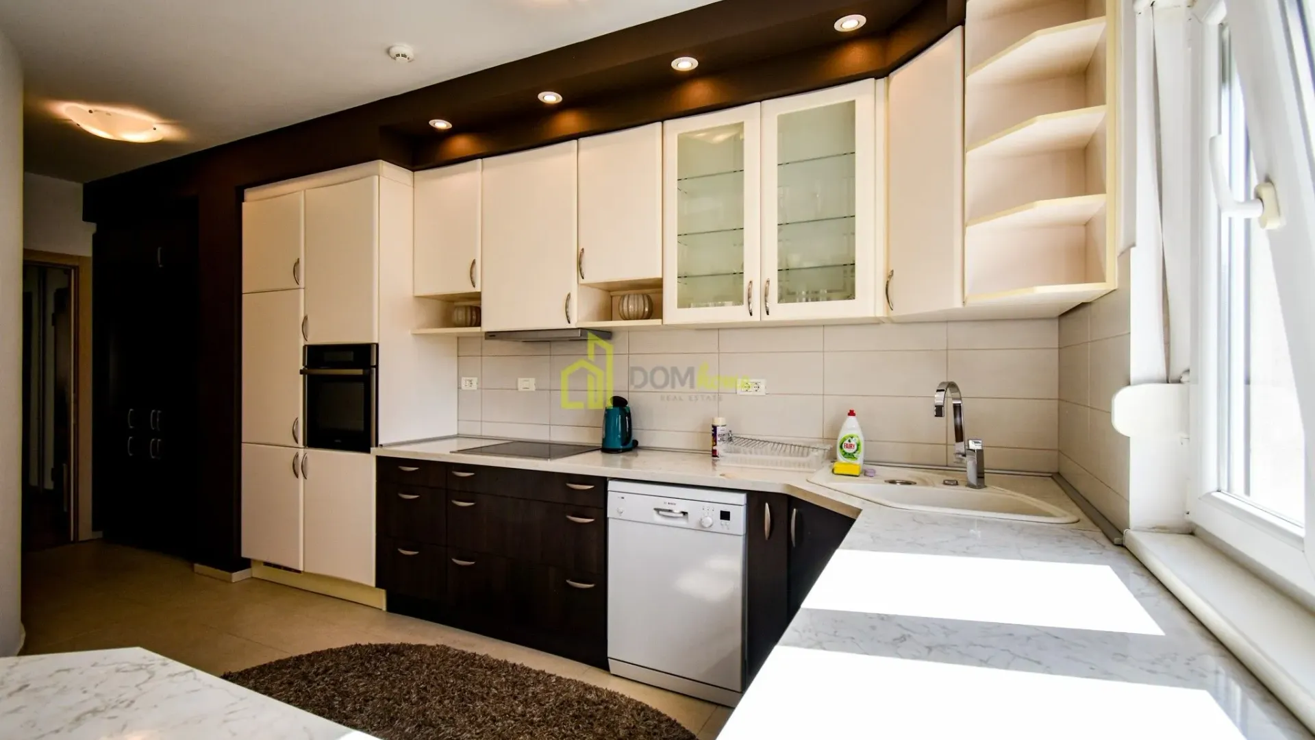 Rent, three bedroom apartment, 120m², City Kvart, Podgorica
