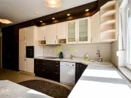 Rent, three bedroom apartment, 120m², City Kvart, Podgorica - image 21