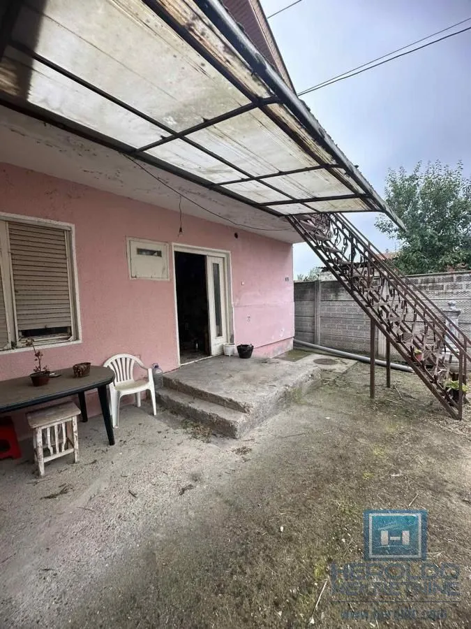 Prodaja, kuća, 300m², Ćuprija, Srbija