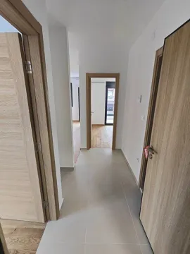 Izdavanje, dvosoban stan, 53m², City Kvart, Podgorica - image 5