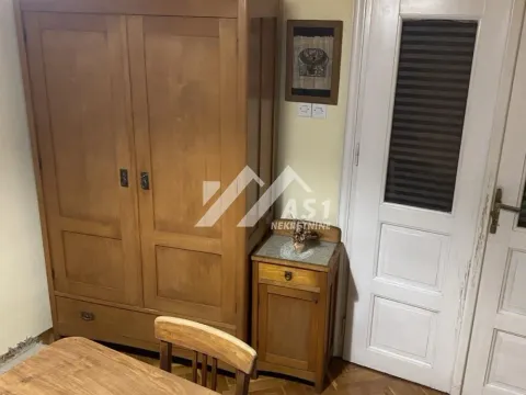 Izdavanje, dvosoban stan, 50m², Sajam, Novi Sad Sve Podlokacije - image 4