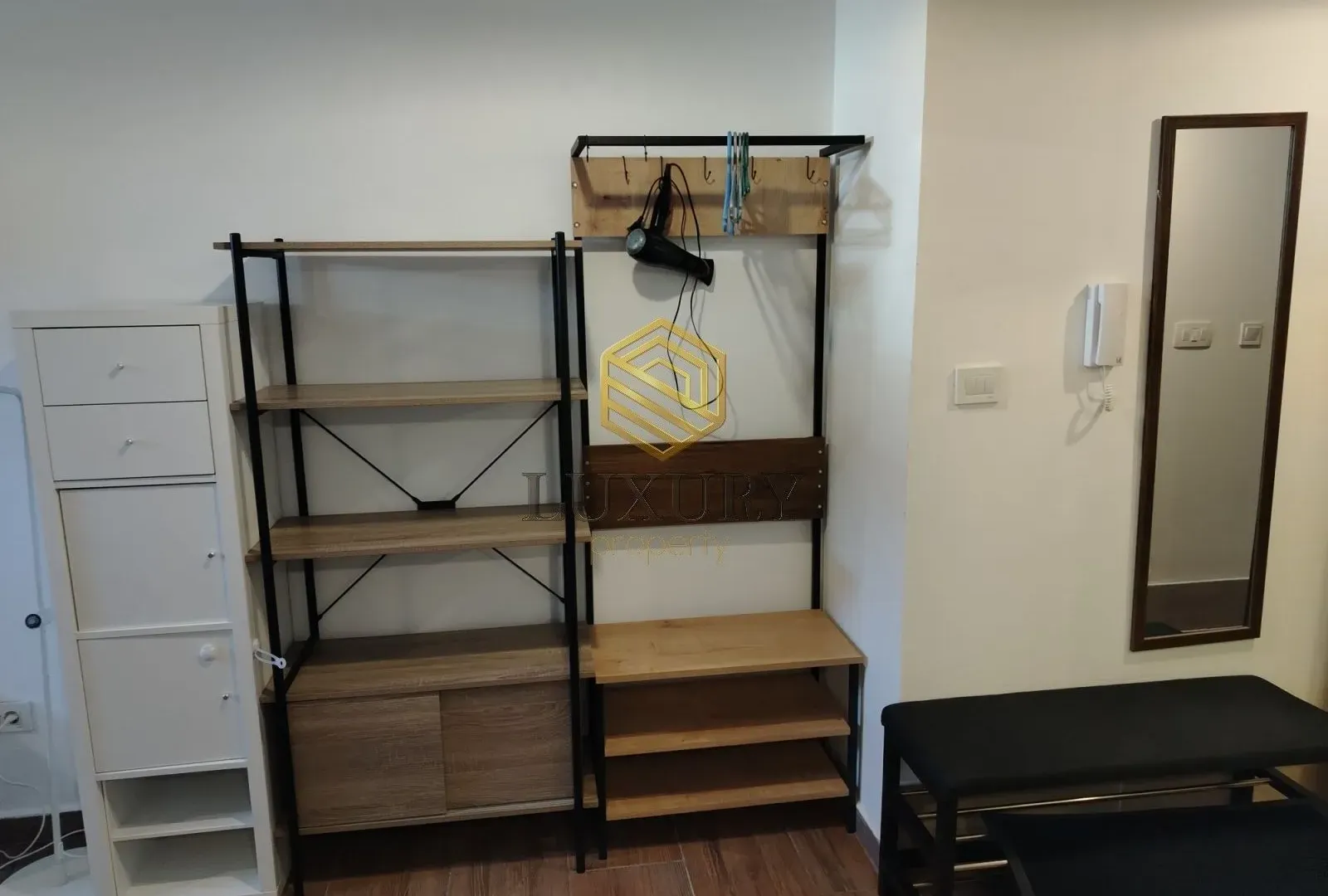 Prodaja, garsonjera, 26m², 1 maj, Podgorica