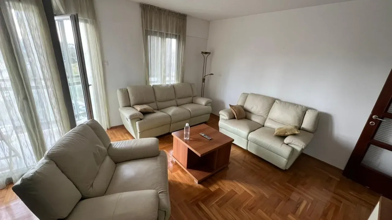 Rent, three bedroom apartment, 80m², City Kvart, Podgorica
