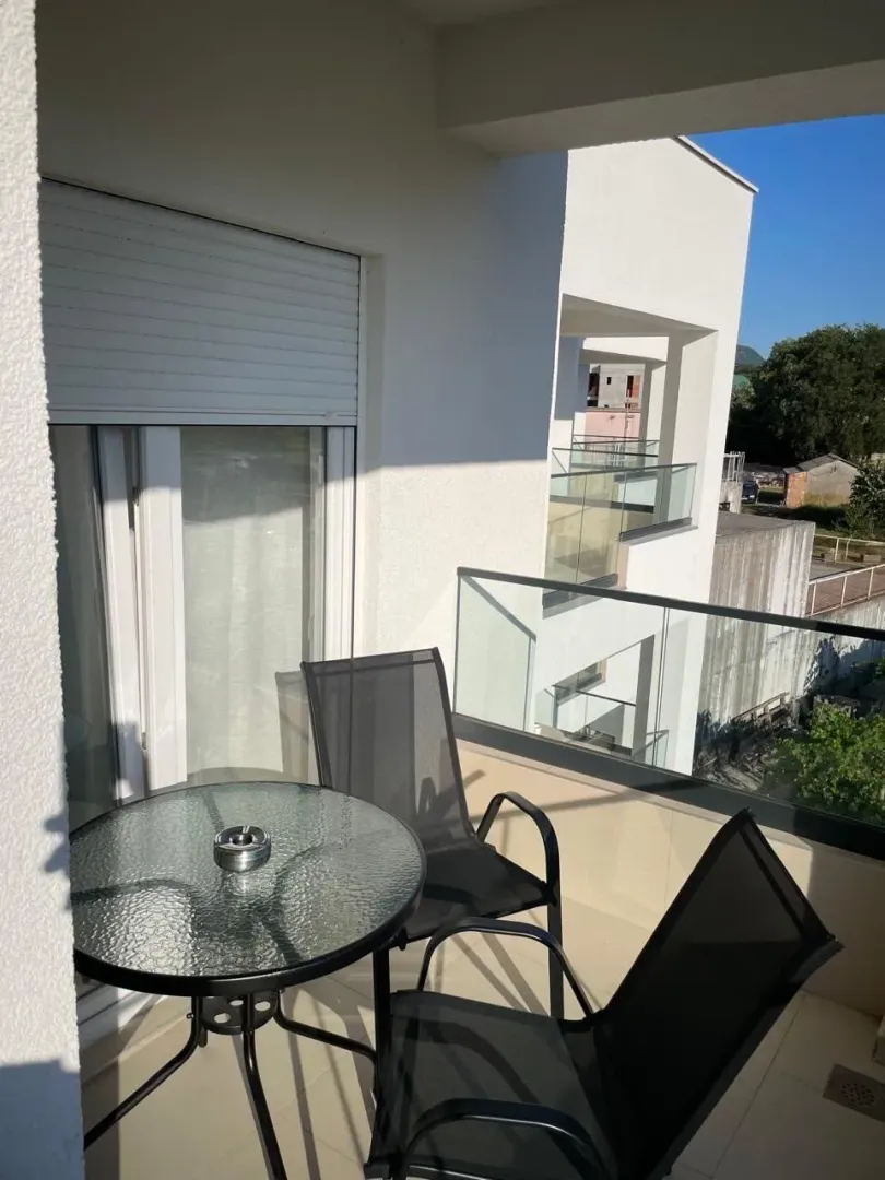 Rent, one bedroom apartment, 46m², Radanovići, Kotor