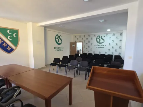 Sale, office space, 209m², Centar, Plav - image 1